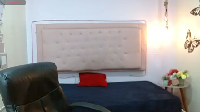 kathepickmanx online show from 12.20.25