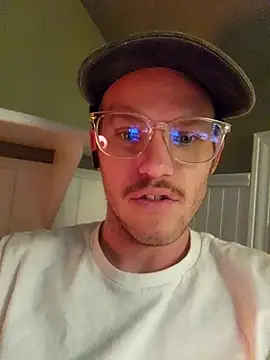 Snapshot of SoxxyNsh chatting on 12.15.25 SoxxyNsh online show from 12.15.25