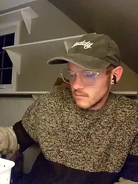 Snapshot of SoxxyNsh chatting on 12.19.25 SoxxyNsh online show from 12.19.25