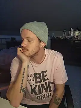 Snapshot of SoxxyNsh chatting on 01.11.26 SoxxyNsh online show from 01.11.26