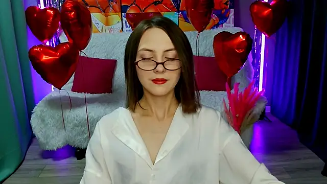 Snapshot of JesssWalker chatting on 03.04.25 JesssWalker online show from 03.04.25