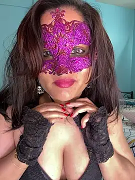 Snapshot of Ayeshaa__25 chatting on 01.25.25 Ayeshaa 25 online show from 01.25.25