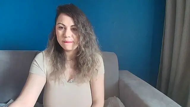 VixenVibesX online show from 02.23.25