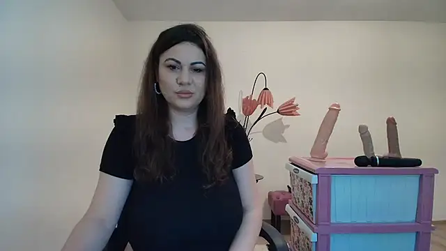 Snapshot of VixenVibesX chatting on 05.20.26 VixenVibesX online show from 05.20.26