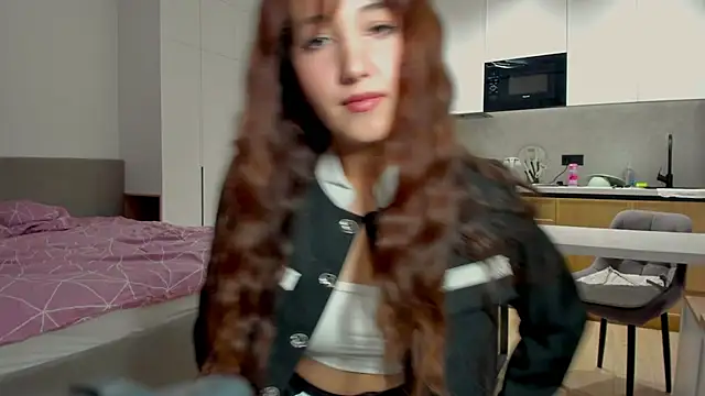 anna elfi online show from 09.09.25