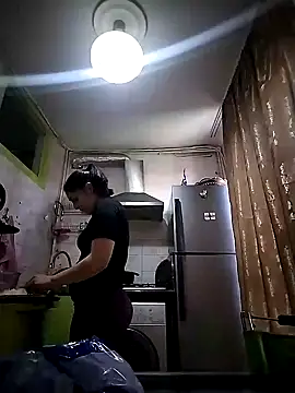 Rosanna Rennie online show from 02.16.25