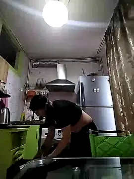 Rosanna Rennie online show from 02.19.25