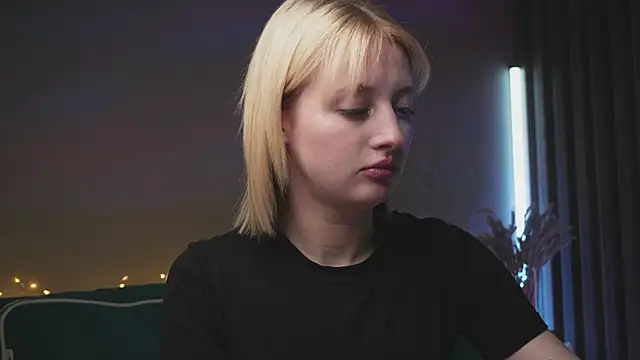 milasmiu online show from 02.18.25