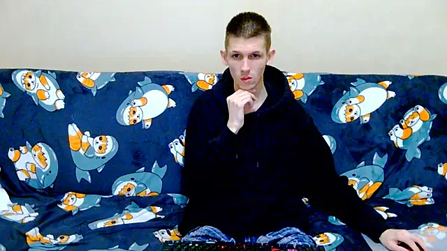 Snapshot of Lester_Broo chatting on 10.18.25 Lester Broo online show from 10.18.25