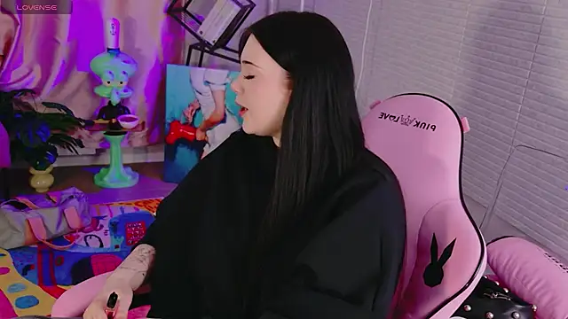 JessicaAddams online show from 05.17.26