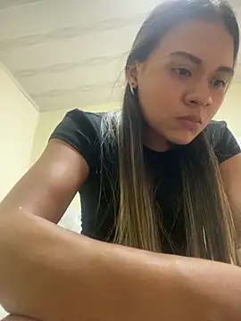 Yessica 832 online show from 02.15.25