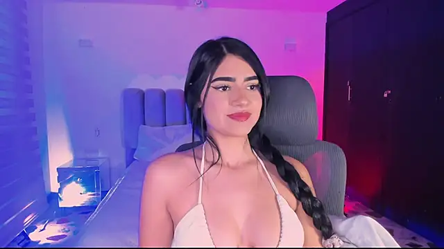 BellaaStorm online show from 10.22.25