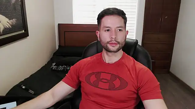 Snapshot of hairyncuteass chatting on 02.10.25 hairyncuteass online show from 02.10.25