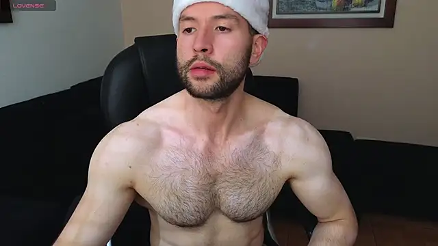 Snapshot of hairyncuteass chatting on 12.16.25 hairyncuteass online show from 12.16.25