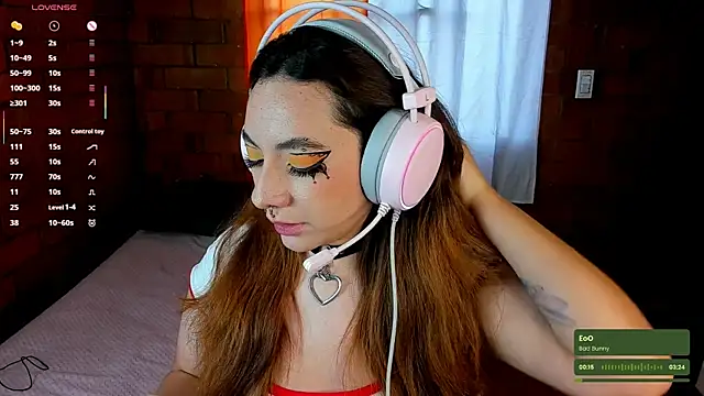 Annycolin  online show from 03.03.25