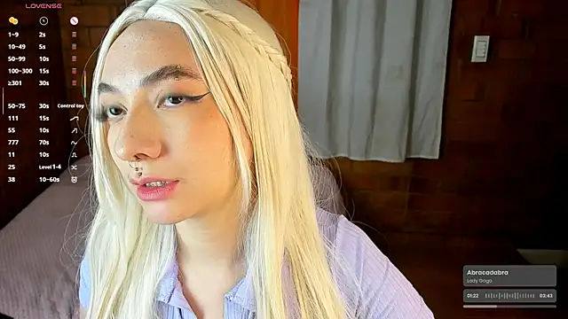 Annycolin  online show from 03.08.25