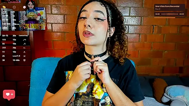 Annycolin  online show from 10.08.25