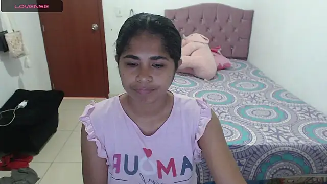 Snapshot of july-feria chatting on 02.08.25 july-feria online show from 02.08.25