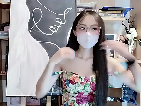 Snapshot of Lush-Office chatting on 12.03.25 Lush-Office online show from 12.03.25