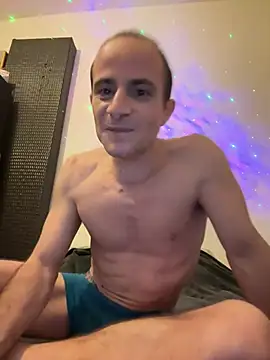 Snapshot of VicesVersa chatting on 01.14.25 VicesVersa online show from 01.14.25