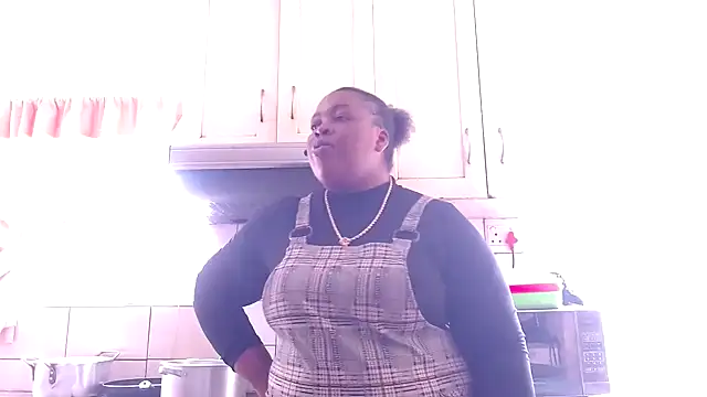 omalicha98 online show from 12.15.25