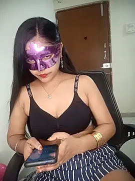 Snapshot of Babbyy_doll chatting on 03.04.25 Babbyy doll online show from 03.04.25