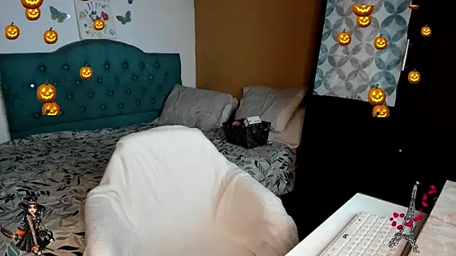 nataparis online show from 10.27.25