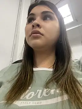 Snapshot of Aitana_Hilton_ chatting on 10.09.25 Aitana Hilton online show from 10.09.25