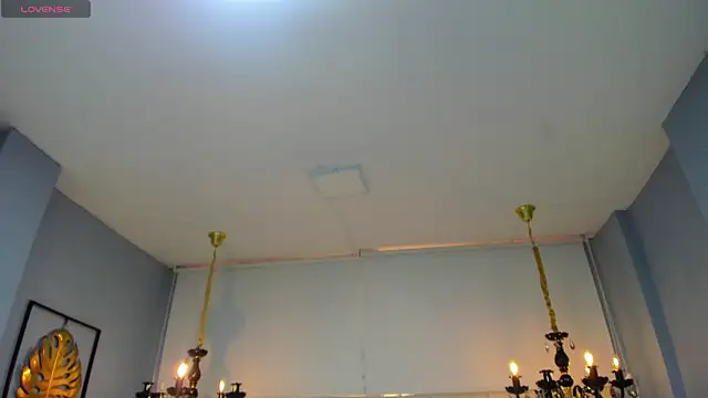 Snapshot of Aitana_Hilton_ chatting on 11.24.25 Aitana Hilton online show from 11.24.25