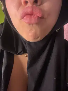 zahra Jalid online show from 04.05.26