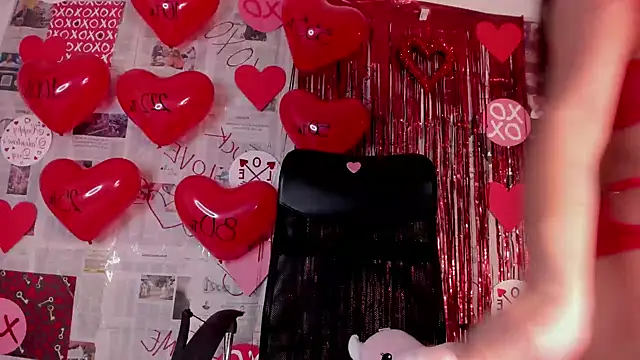 SabrinaSpell  online show from 02.14.25