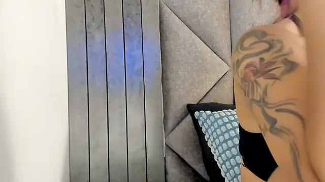 SabrinaSpell  online show from 02.12.26