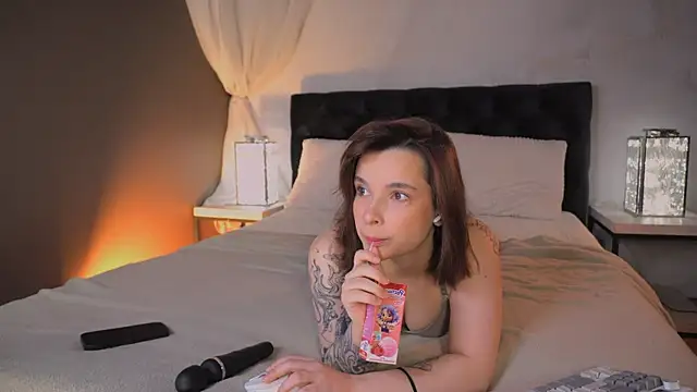 Bella Alita online show from 10.23.25