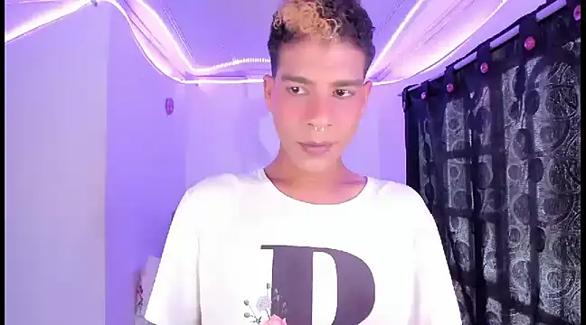 Ethan Boyy online show from 02.03.25