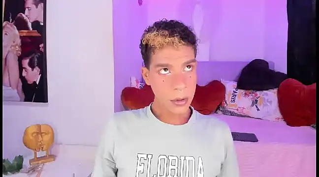 Ethan Boyy online show from 02.12.25