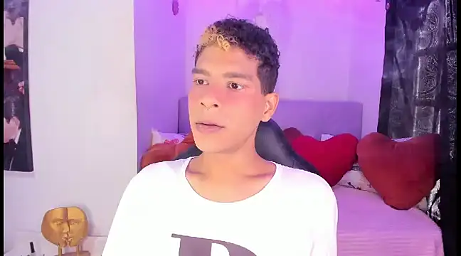 Ethan Boyy online show from 02.18.25