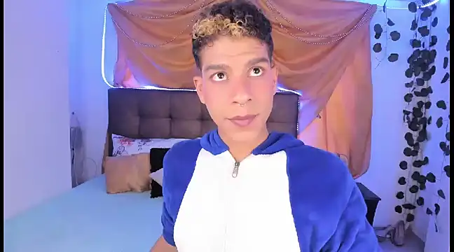 Ethan Boyy online show from 02.28.25