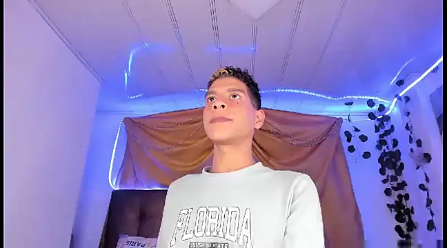 Ethan Boyy online show from 03.11.25