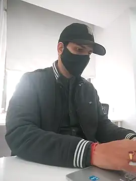 NikaYeptho online show from 12.17.25