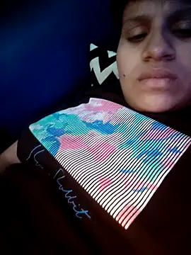 Mumbaigirl17 online show from 10.23.25