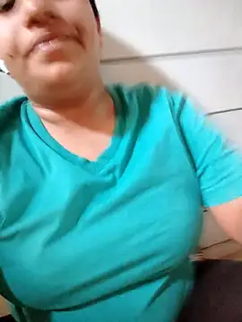 Mumbaigirl17 online show from 11.09.25