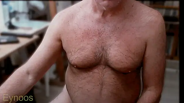 Eynoos  online show from 09.15.25