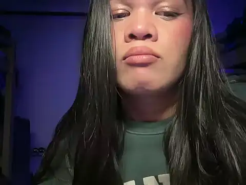 SophiaCourthaway online show from 07.10.26