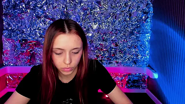 Snapshot of Sahara_Shields chatting on 02.07.25 Sahara Shields online show from 02.07.25