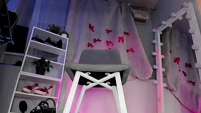 Snapshot of Sahara_Shields chatting on 03.15.25 Sahara Shields online show from 03.15.25