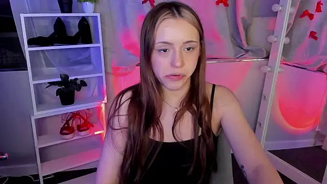 Snapshot of Sahara_Shields chatting on 03.21.25 Sahara Shields online show from 03.21.25