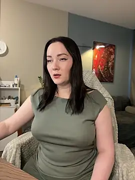 Snapshot of Kiss_My_Body chatting on 02.27.26 Kiss My Body online show from 02.27.26