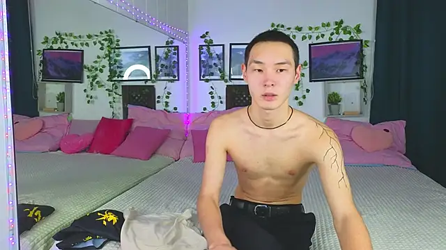 Snapshot of M_Jasper chatting on 01.17.25 M Jasper online show from 01.17.25