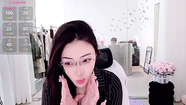 Snapshot of miaomiao-777 chatting on 04.10.26 miaomiao-777 online show from 04.10.26