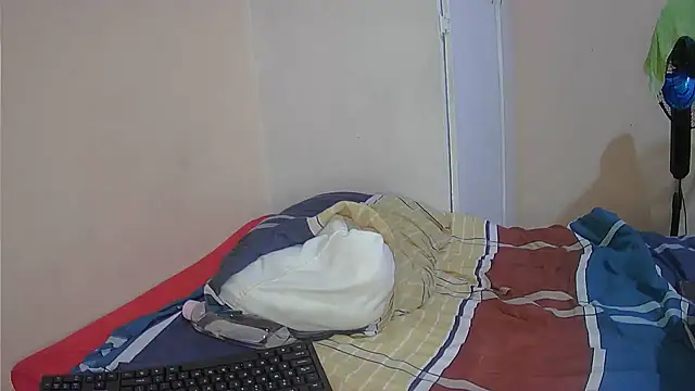 Snapshot of BigBootyStudent chatting on 01.24.25 BigBootyStudent online show from 01.24.25